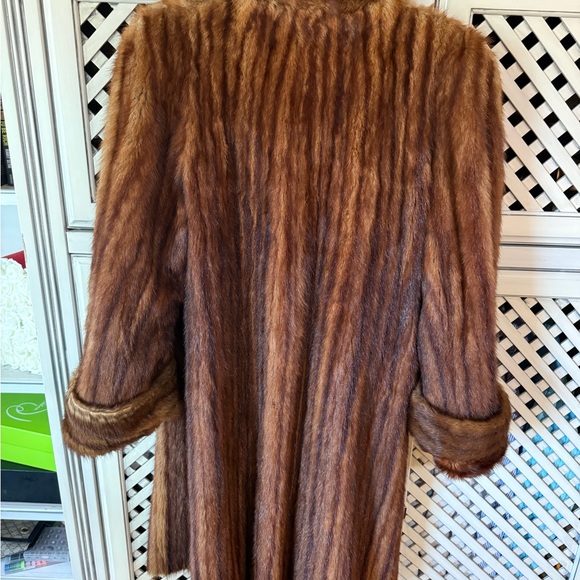 Vintage Herbert’s Furs Mink Coat – San Francisco | 3/4 Length Brown Ranch Mink - Picture 7 of 8